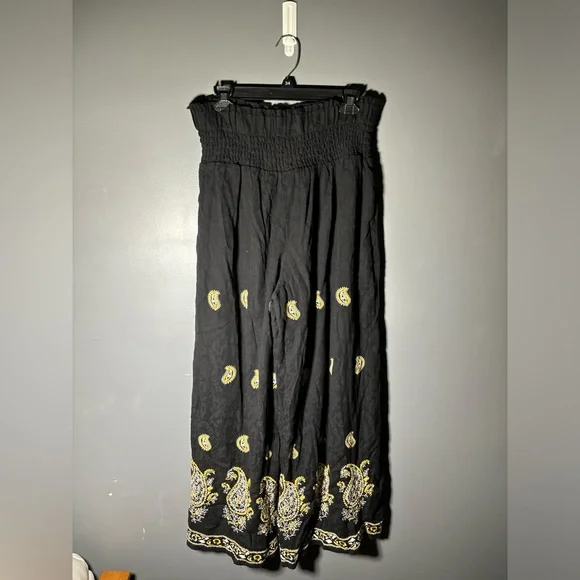 Anthropologie Smocked Wide Leg Embroidered Pants Womens Size Medium. - Picture 3 of 5